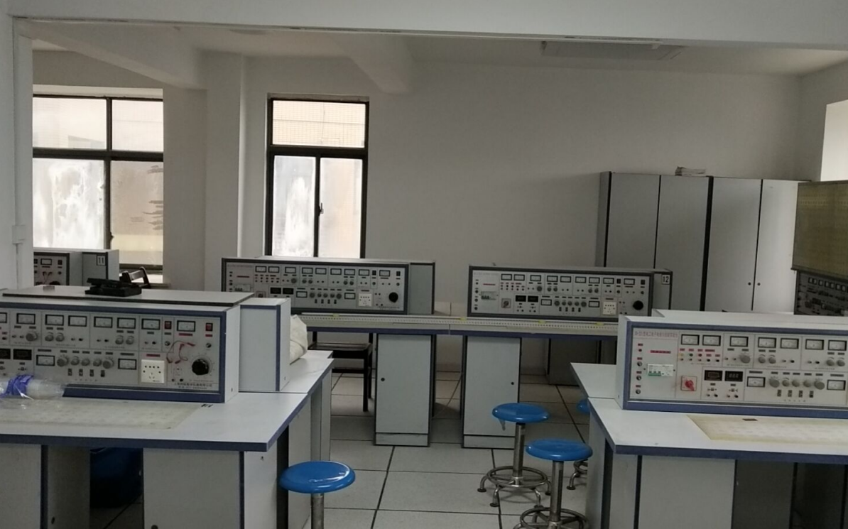 学校介绍